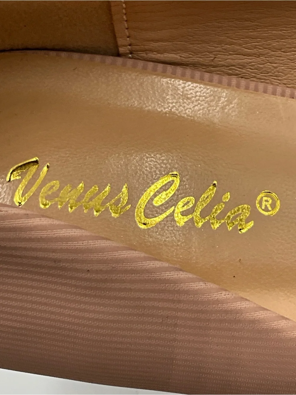 Venus Celia Pumps Size 10.5 (41) Dusty Rose with Sculpted Gold Heel